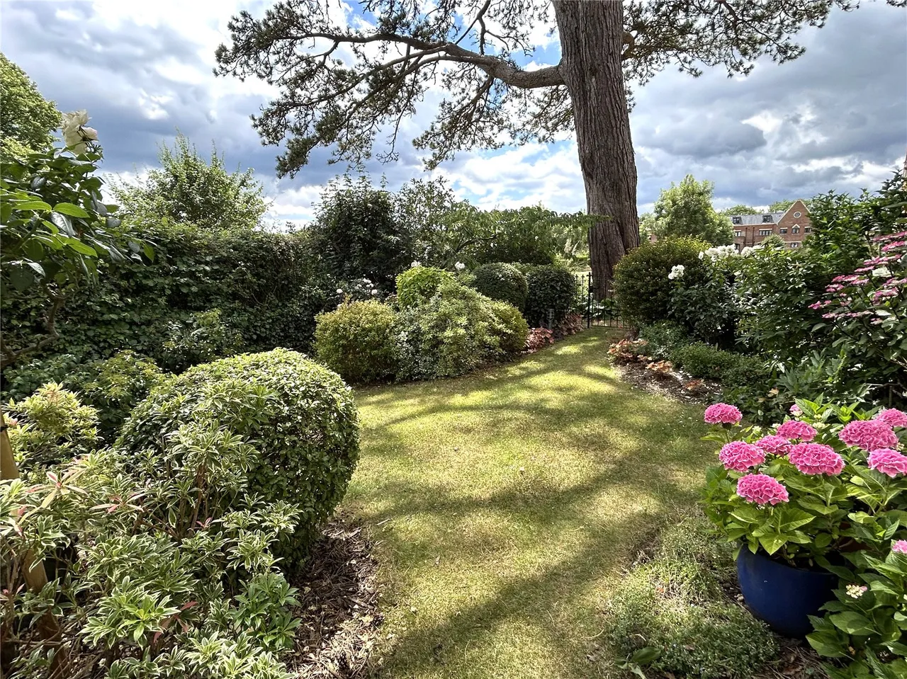 Little Trodgers Lane, Mayfield, TN20, photo 14