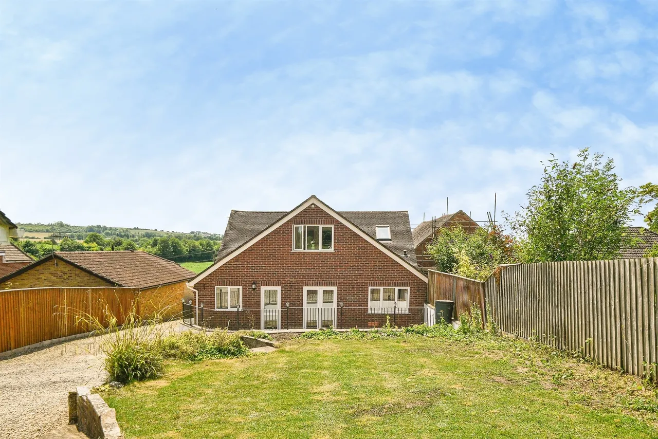 5 bed house for sale — East Gomeldon Road, Gomeldon, Salisbury
