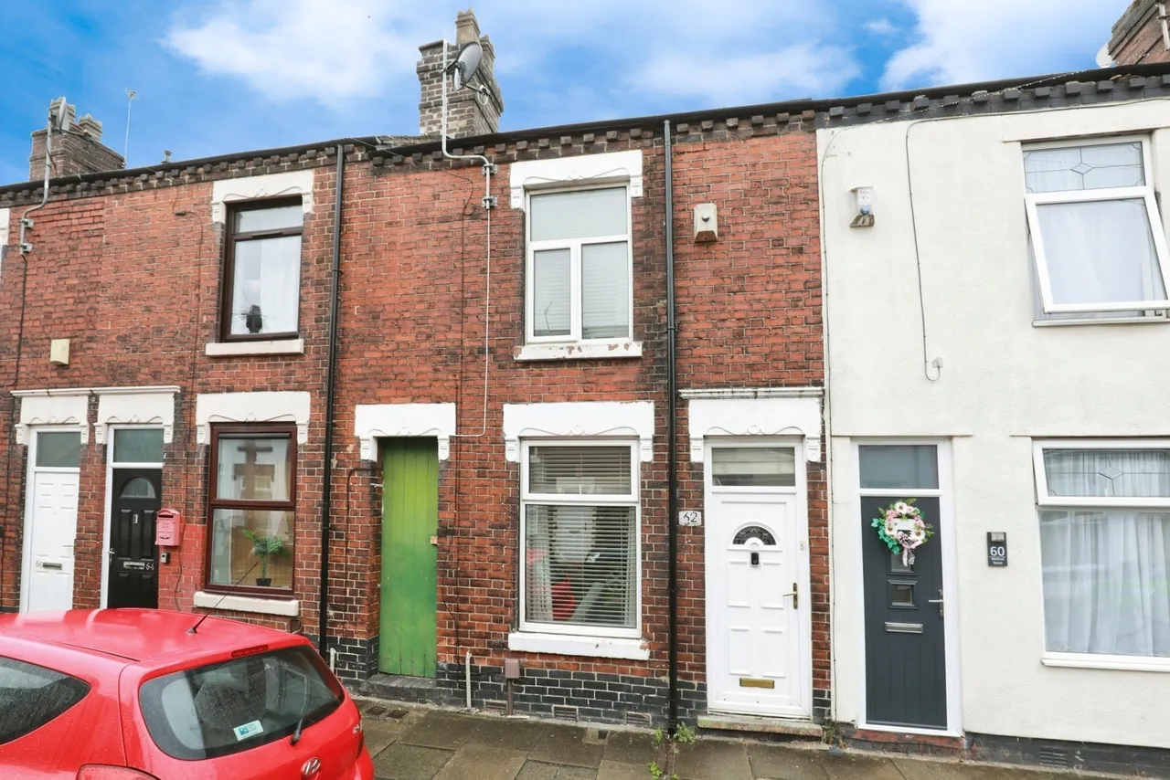 2 bed house for sale — Winifred Street, Stoke-on-Trent, Staffordshire, ST1