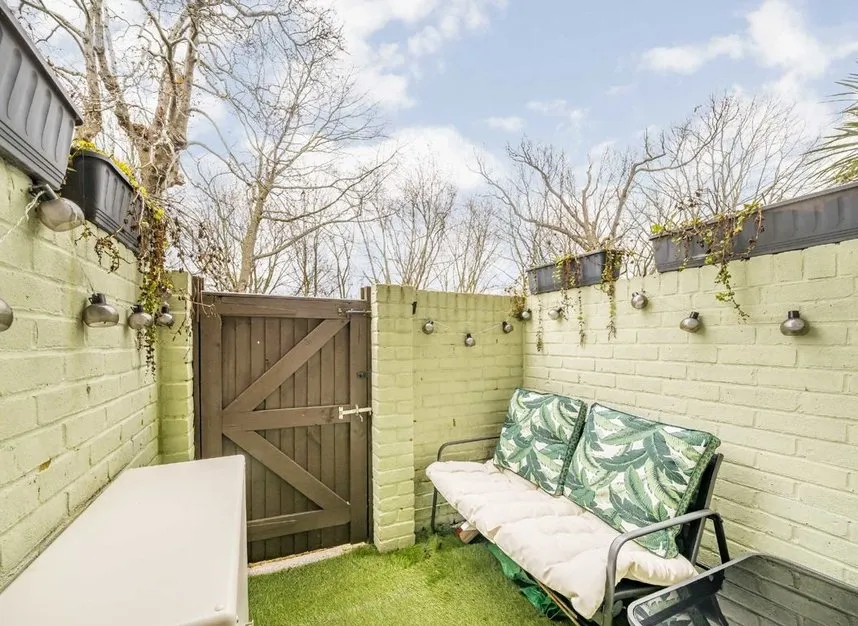 Bromyard Avenue, Acton, W3, photo 7