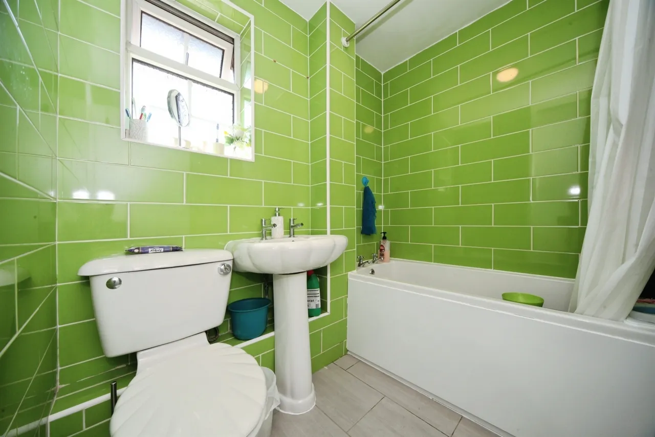 Morris Close, Luton, LU3, photo 7