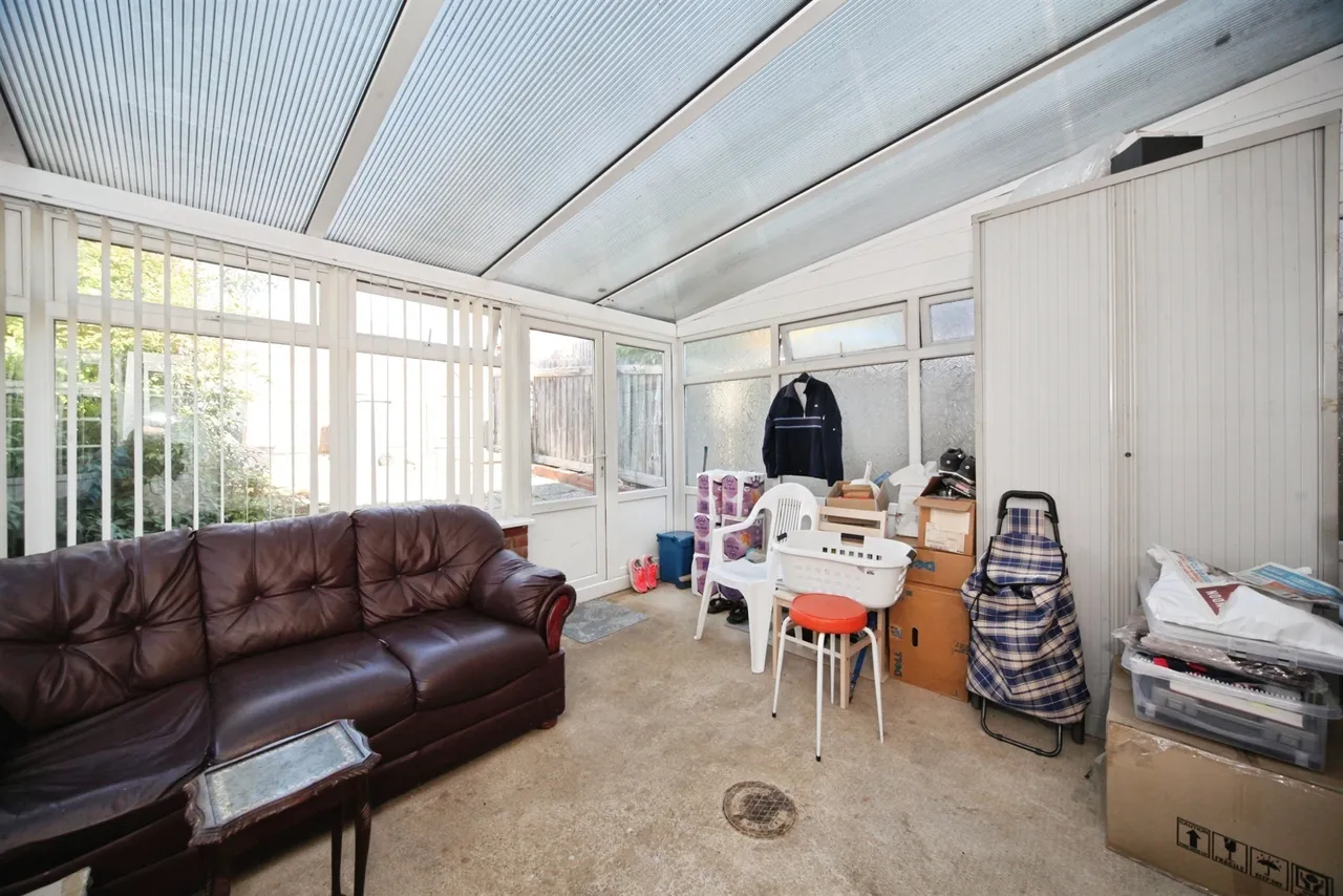 Morris Close, Luton, LU3, photo 14