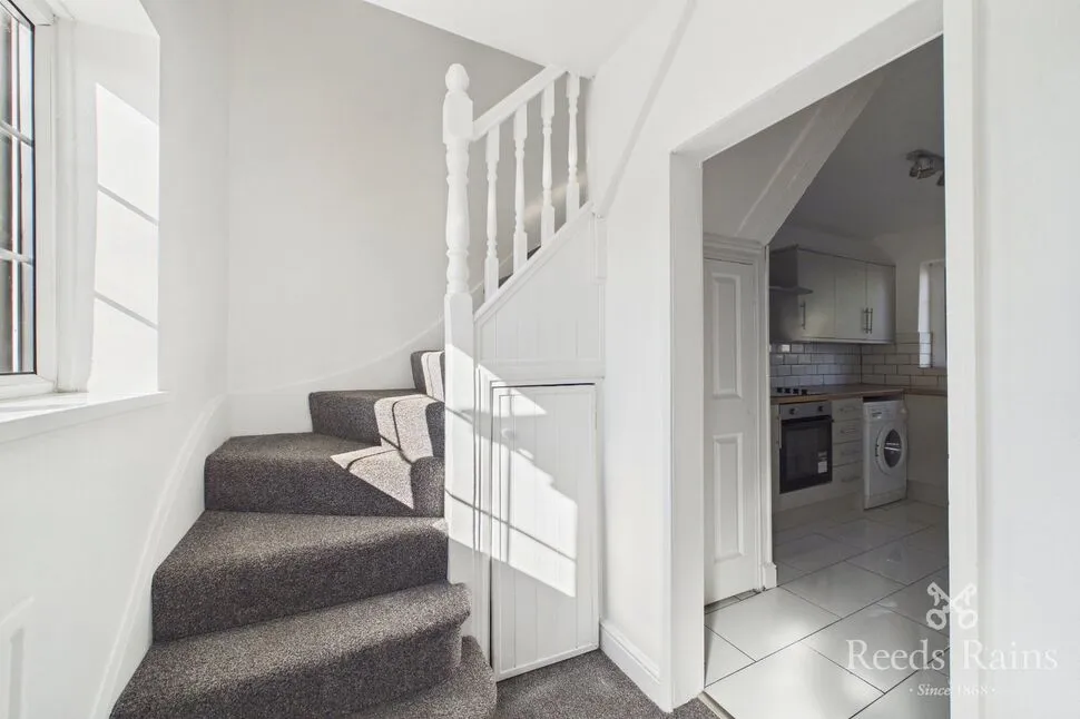 Upton, Pontefract, WF9, photo 2