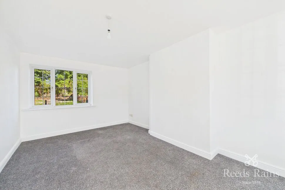 Upton, Pontefract, WF9, photo 5