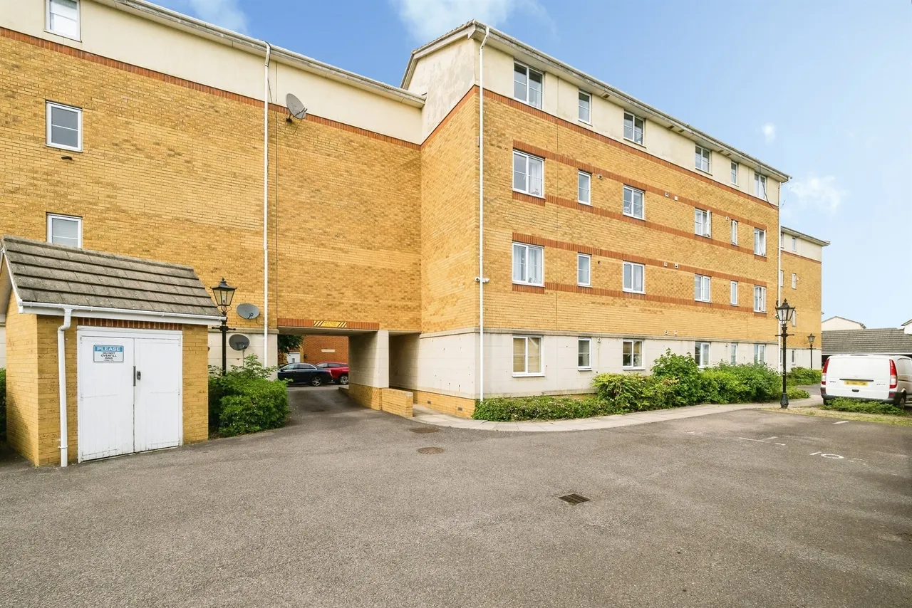 Sewell Close, Chafford Hundred, Grays, photo 5