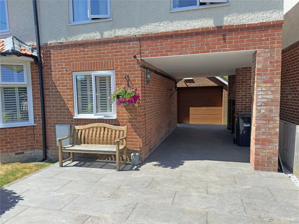 Ashurst, Southampton, photo 29