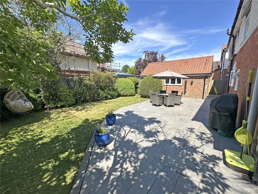 Ashurst, Southampton, photo 23