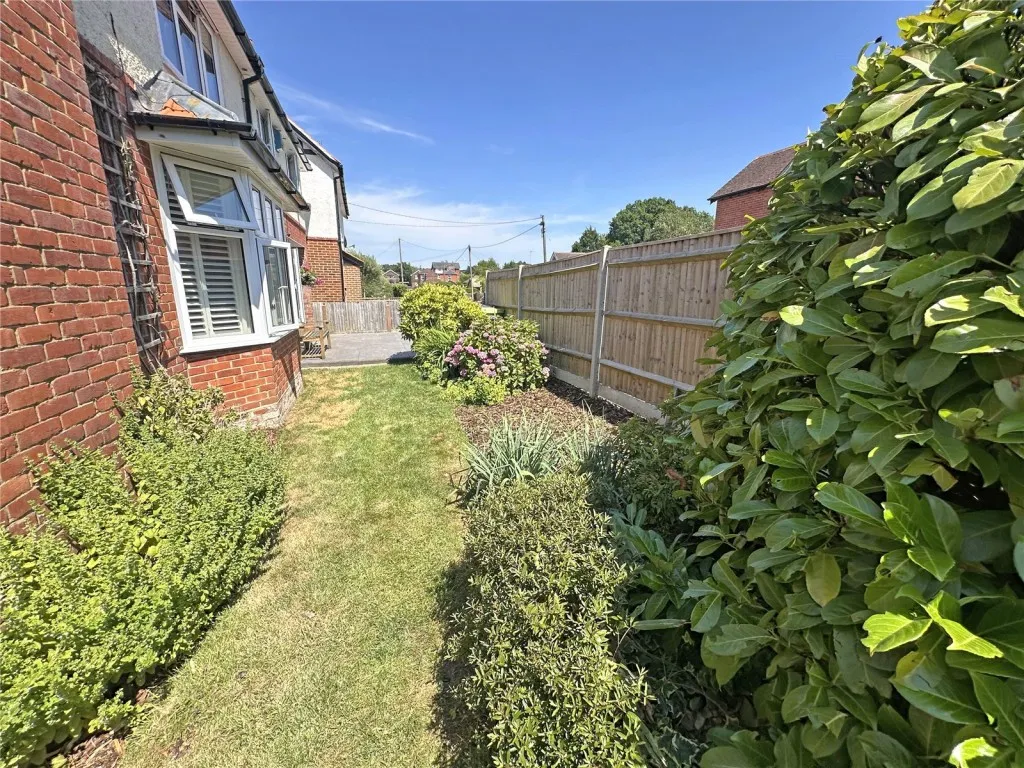 Ashurst, Southampton, photo 24