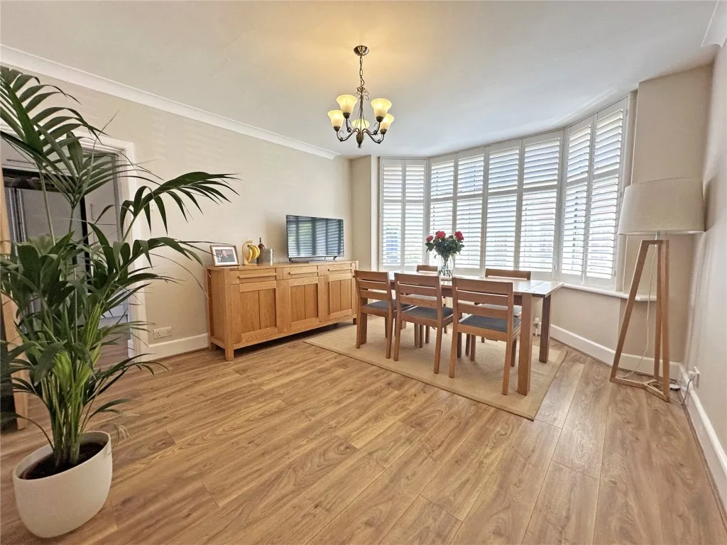 Ashurst, Southampton, photo 4