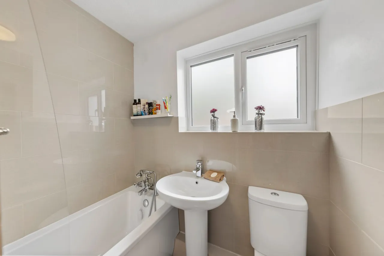 Littleton Close, Great Sankey, Warrington, Warrington, WA5 1HB, photo 5