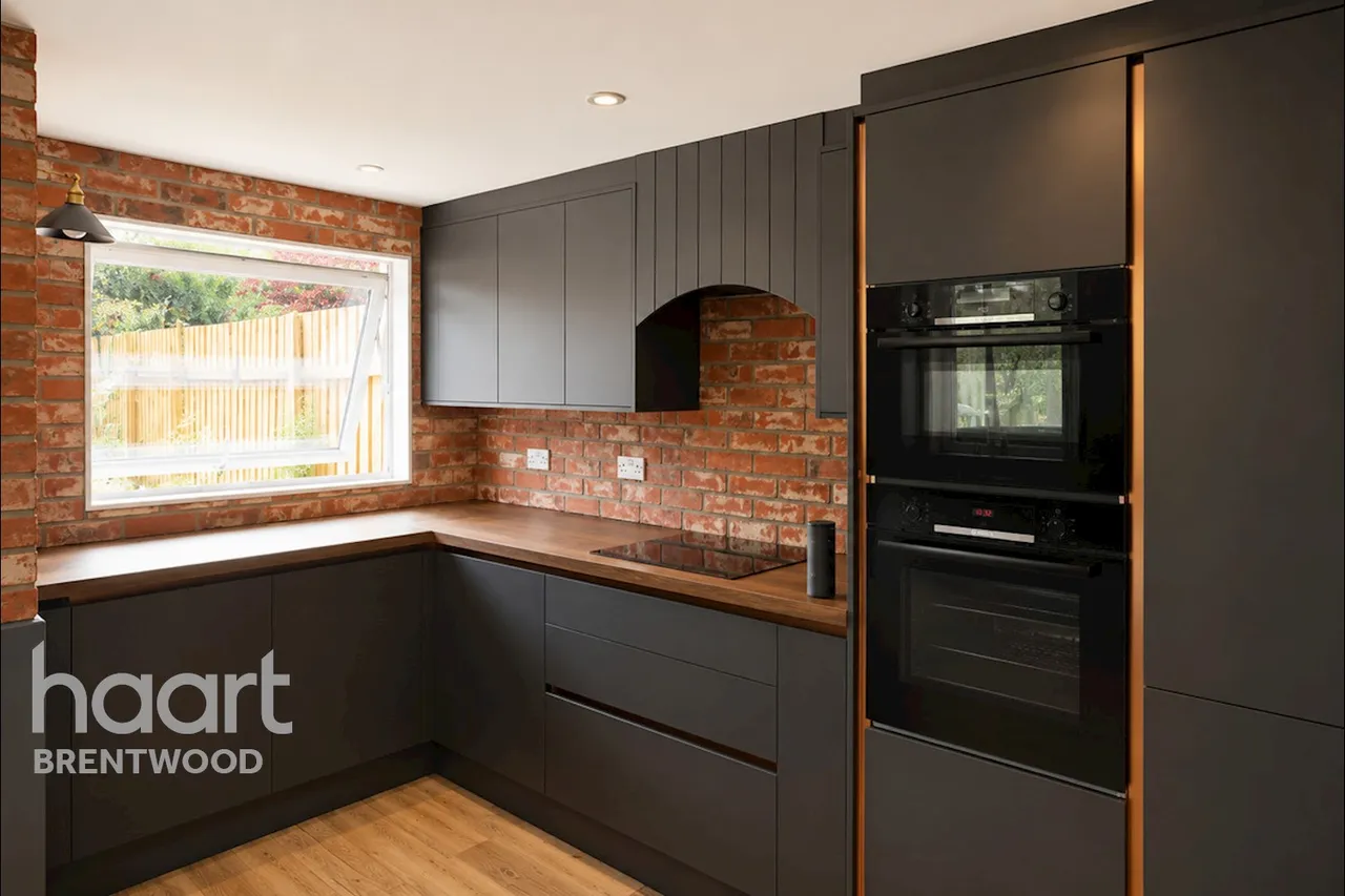 Warescot Road, Brentwood, CM15, photo 8