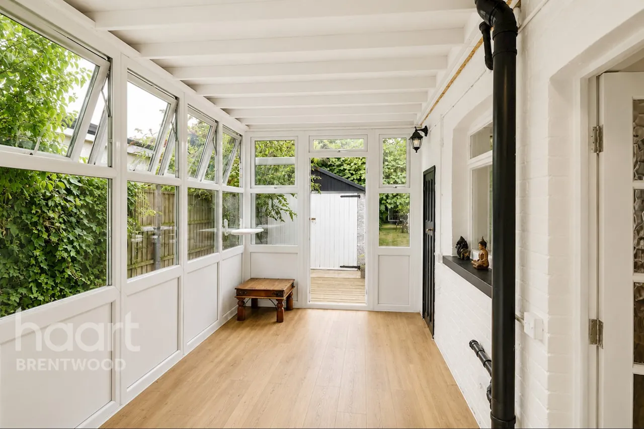 Warescot Road, Brentwood, CM15, photo 13