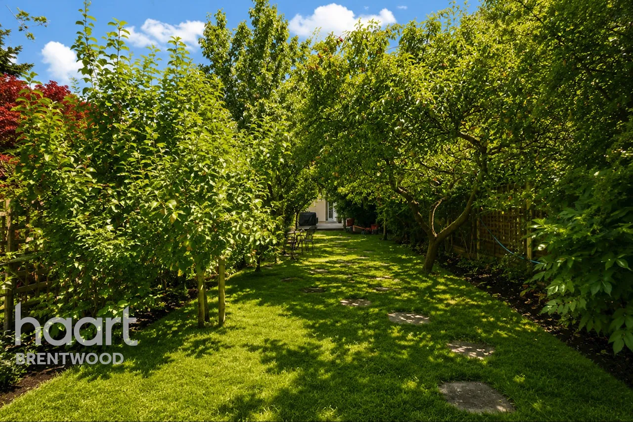 Warescot Road, Brentwood, CM15, photo 31