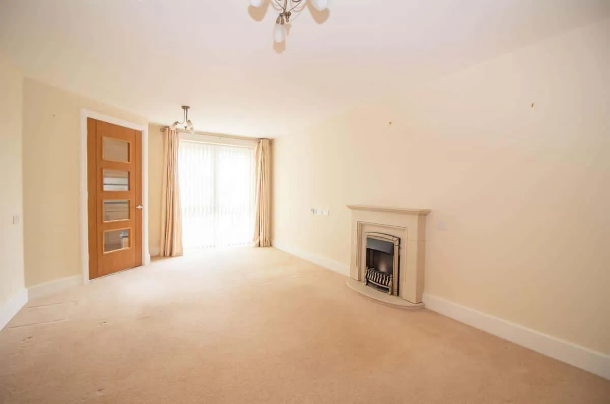 1A Beaconsfield Road, Waterlooville, PO7 7FB, photo 2