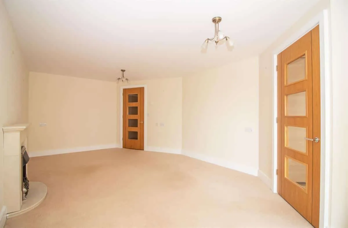 1A Beaconsfield Road, Waterlooville, PO7 7FB, photo 3