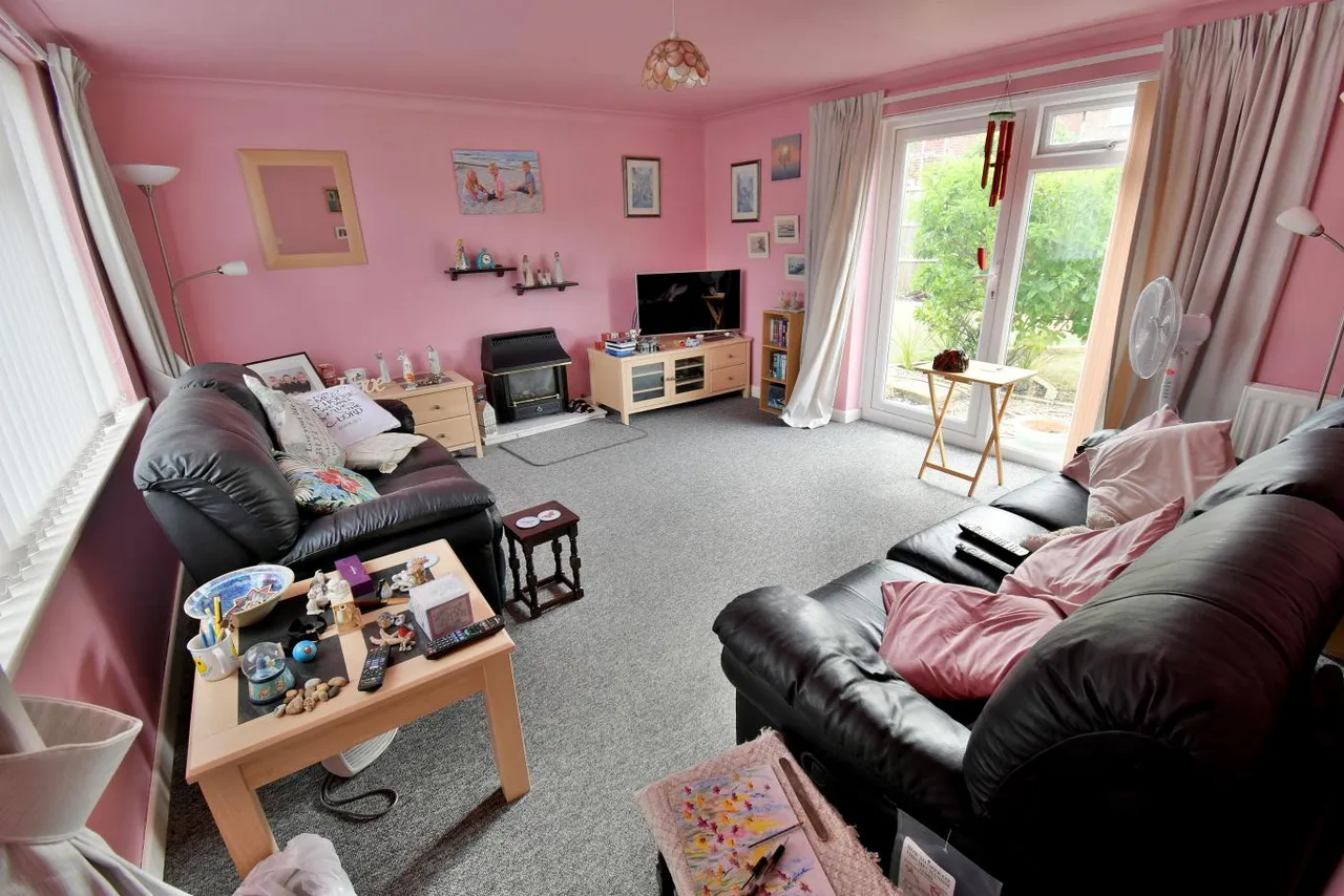 Fitzpain Close, BH22, photo 5