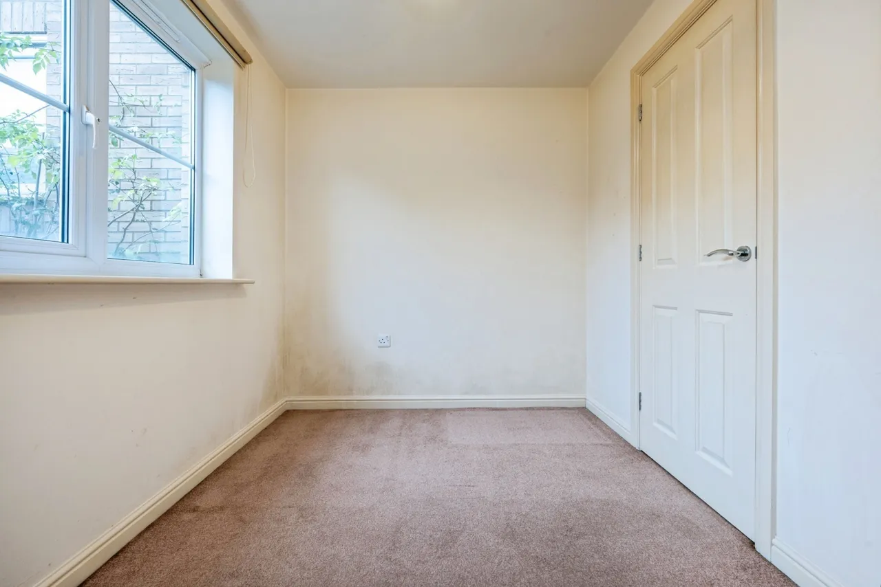 Crowe Road, Bedford, Bedfordshire, MK40, photo 13