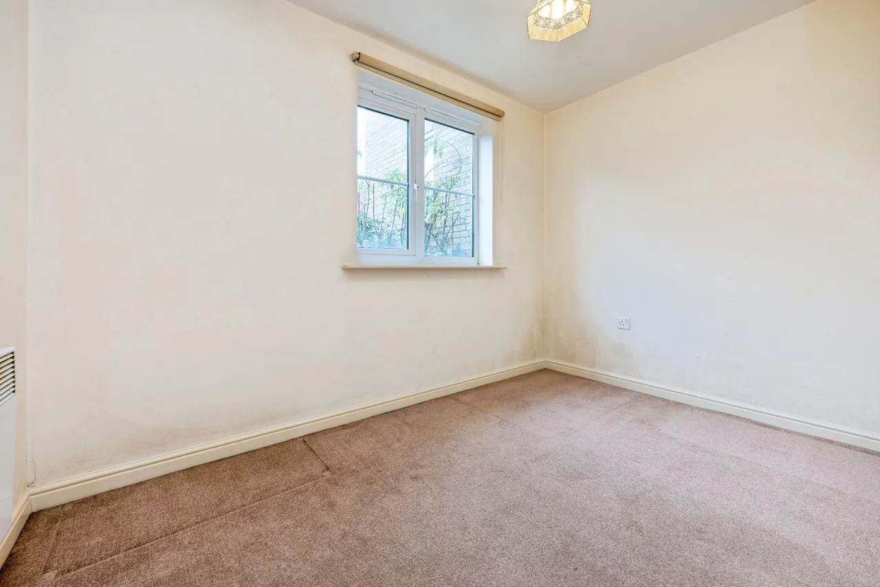 Crowe Road, Bedford, Bedfordshire, MK40, photo 12