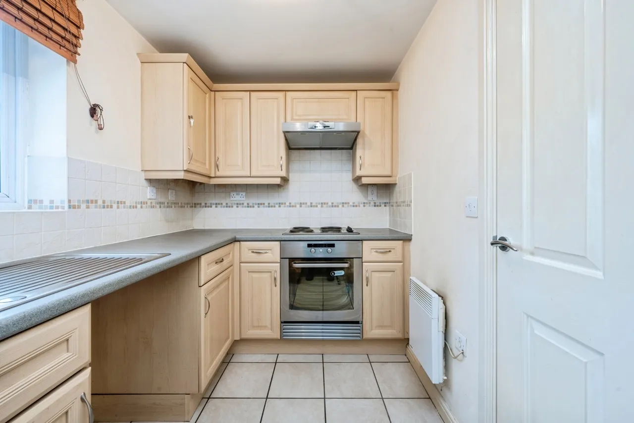 Crowe Road, Bedford, Bedfordshire, MK40, photo 6