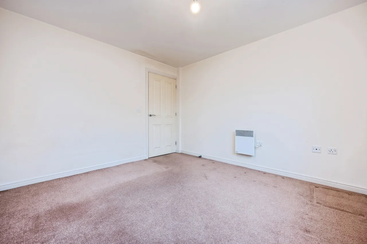Crowe Road, Bedford, Bedfordshire, MK40, photo 10
