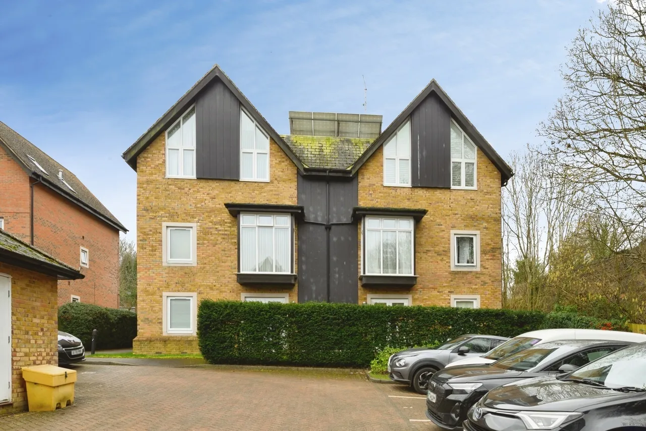 Roundburrow Close, Warlingham, Surrey, CR6, photo 12