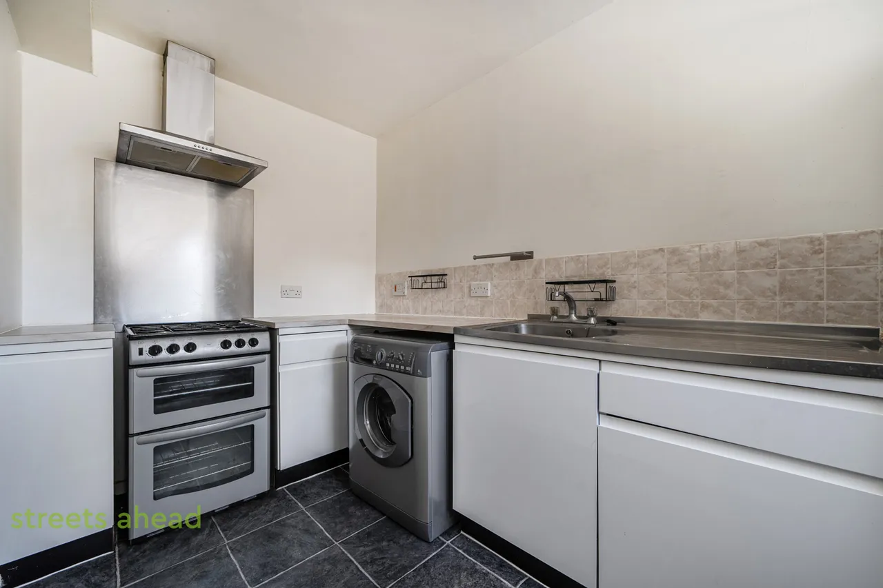 Addiscombe Road, Croydon, CR0, photo 4