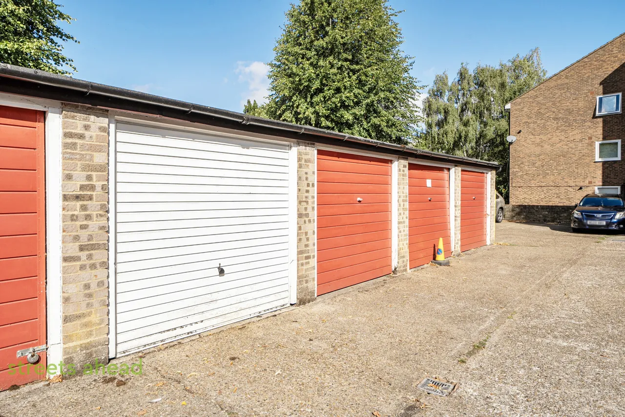 Addiscombe Road, Croydon, CR0, photo 11
