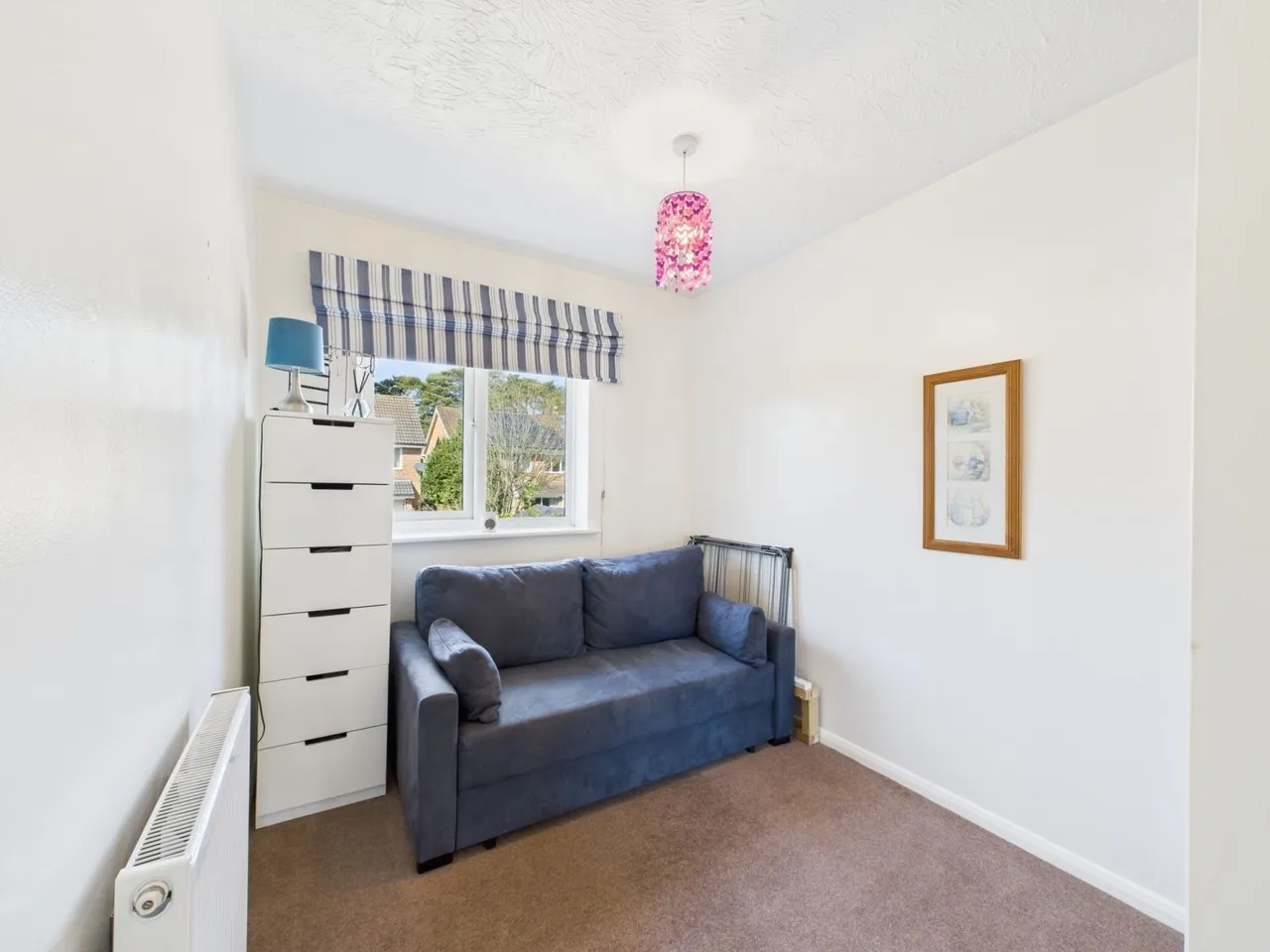 Bed Detached Home, Bordon, GU35, photo 12