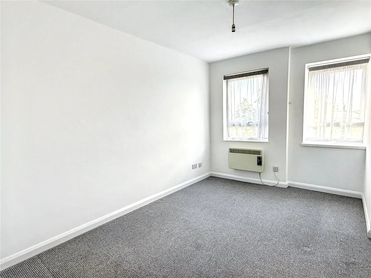 Gillings Court, 36 Wood Street, High Barnet, Hertfordshire, EN5 4BU, photo 8