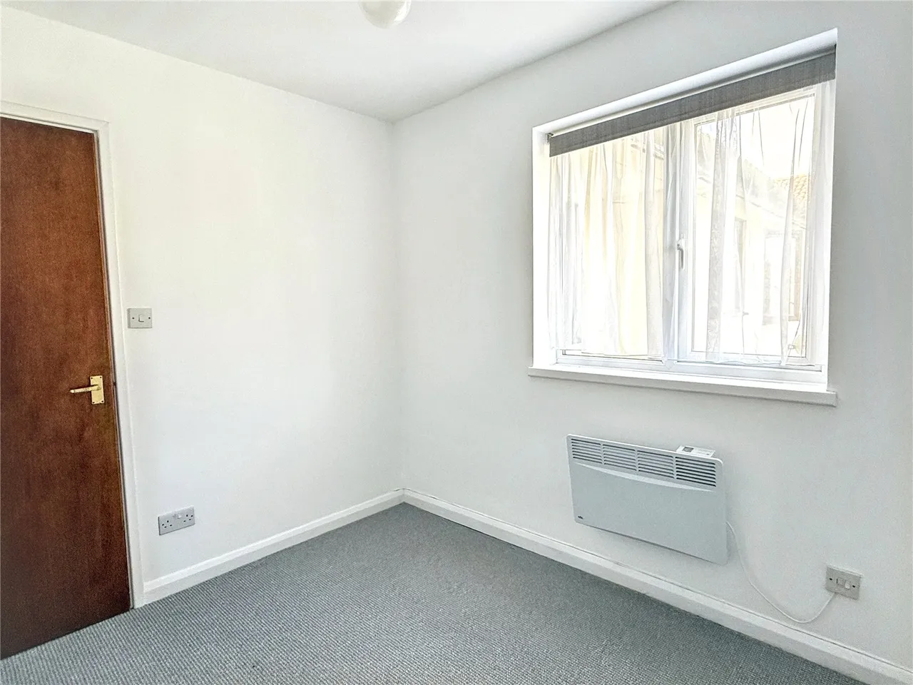 Gillings Court, 36 Wood Street, High Barnet, Hertfordshire, EN5 4BU, photo 11