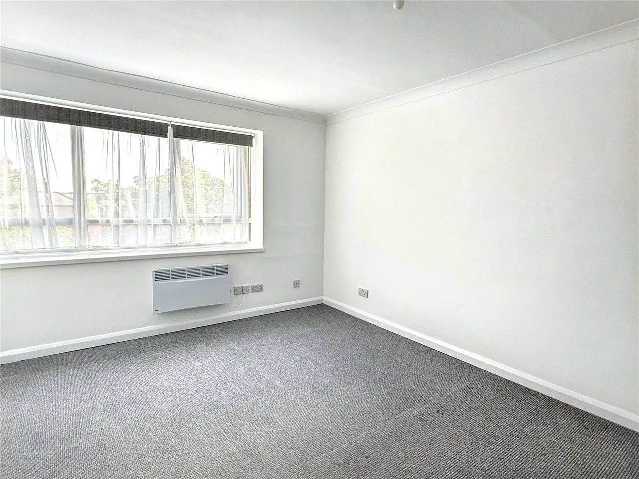 Gillings Court, 36 Wood Street, High Barnet, Hertfordshire, EN5 4BU, photo 4