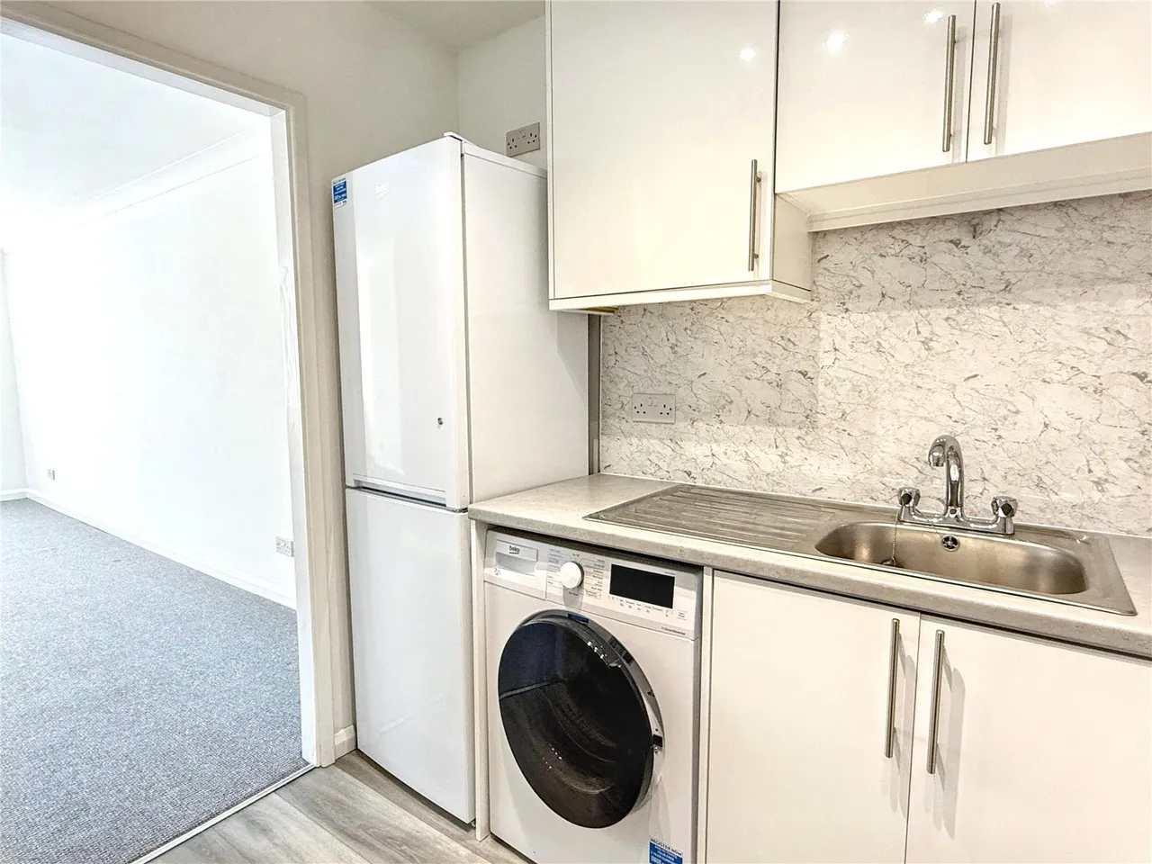 Gillings Court, 36 Wood Street, High Barnet, Hertfordshire, EN5 4BU, photo 7