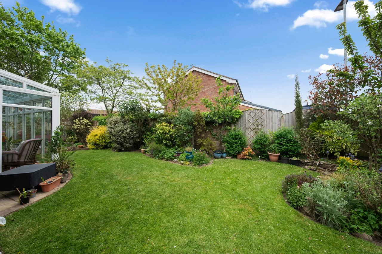Shropshire Close, Woolston, Warrington, WA1 4DY, photo 27