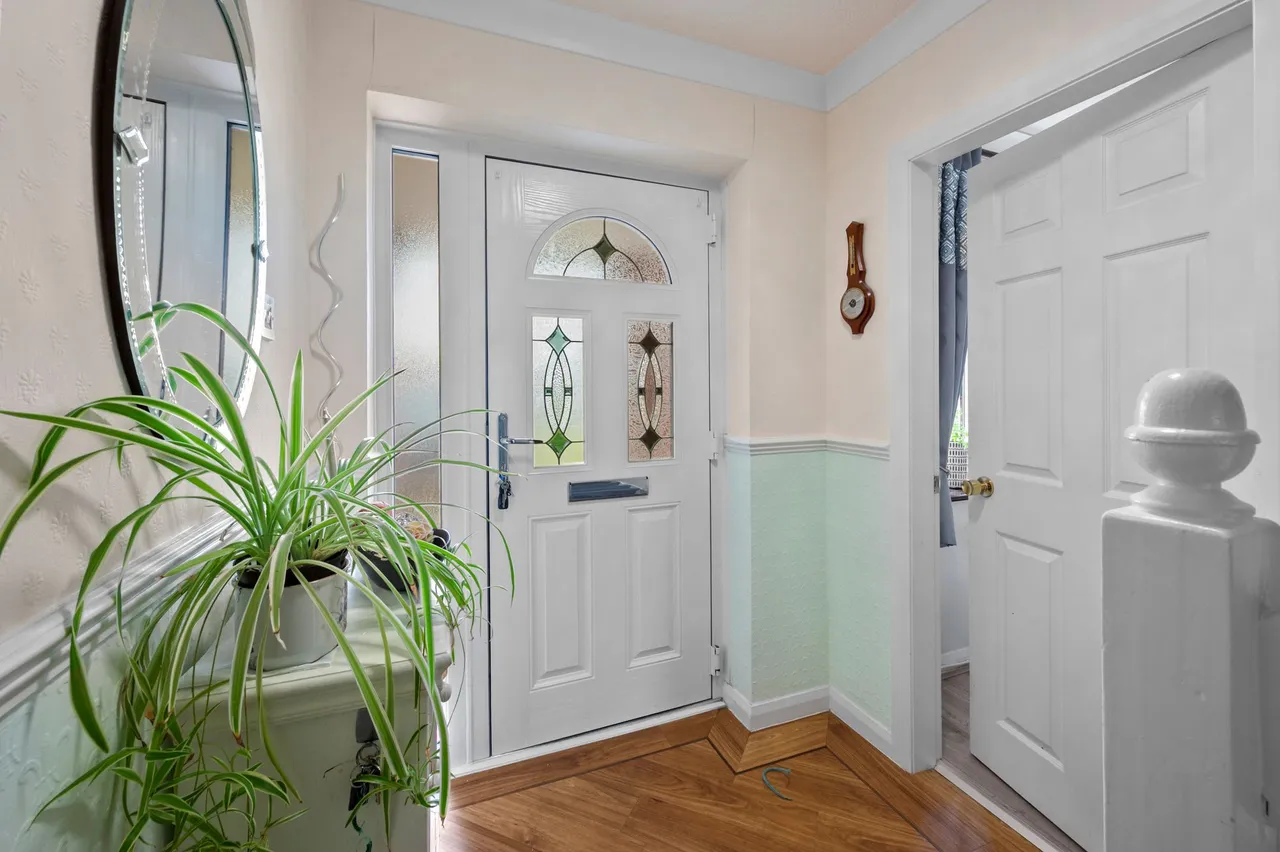 Shropshire Close, Woolston, Warrington, WA1 4DY, photo 5