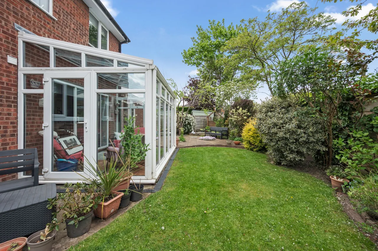 Shropshire Close, Woolston, Warrington, WA1 4DY, photo 32