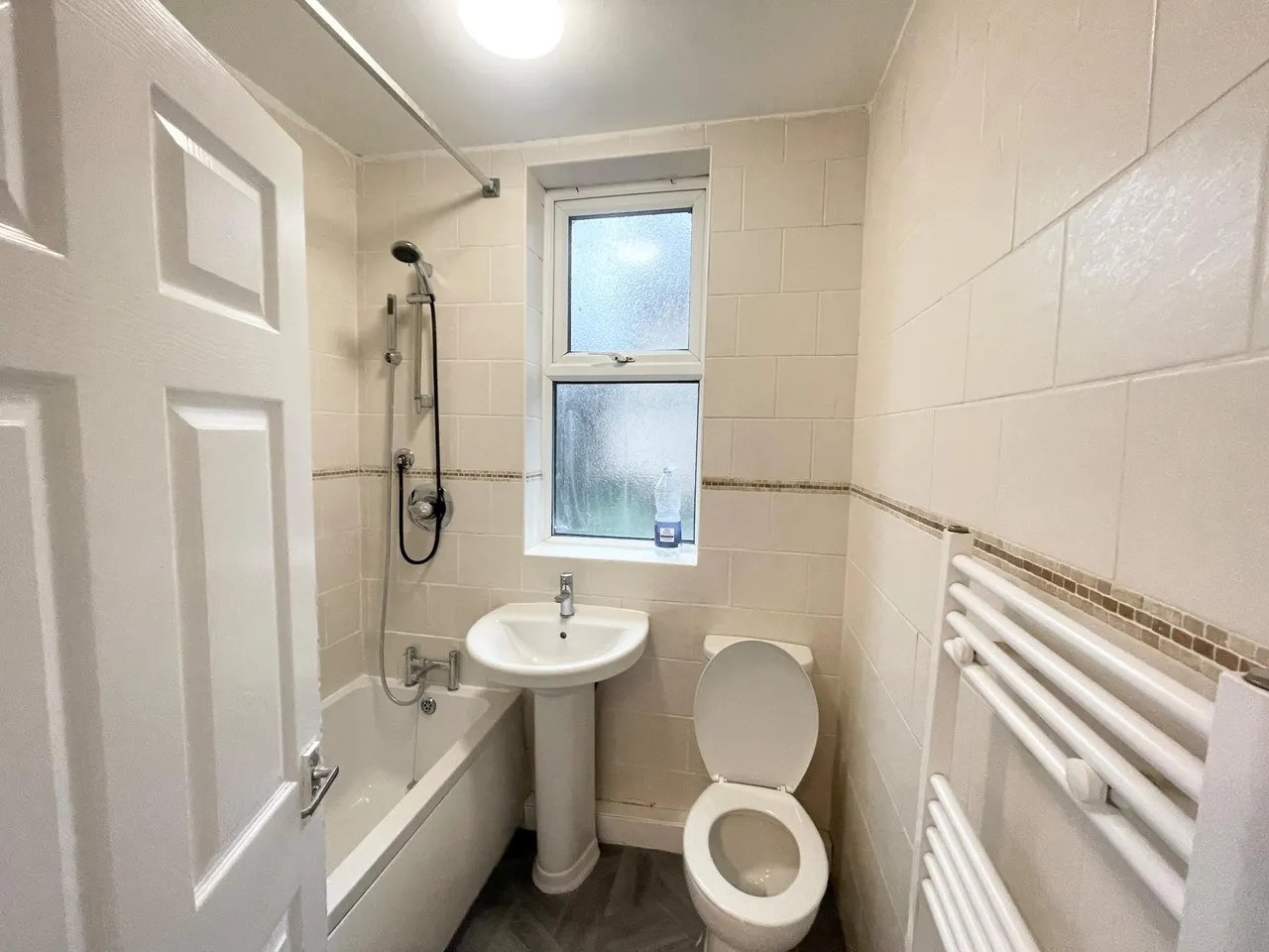 Railton Avenue, Manchester, M16, photo 10
