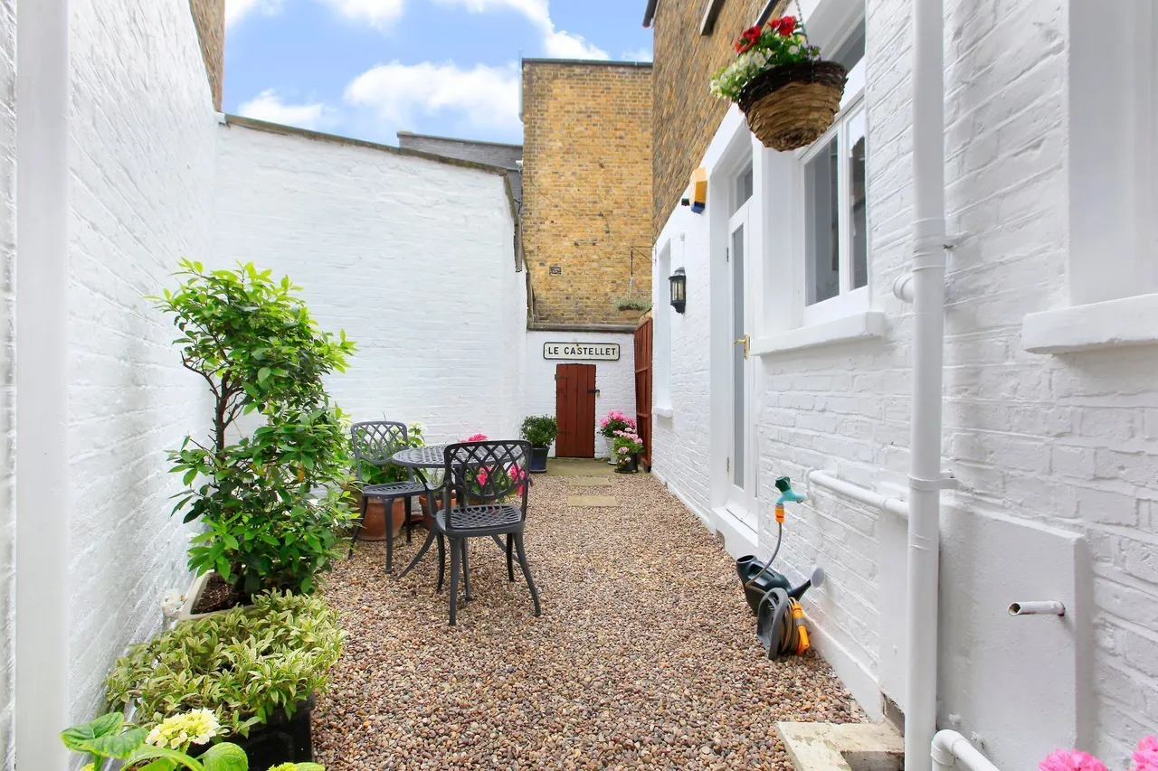 Lynn Road, Clapham South, SW12, photo 8