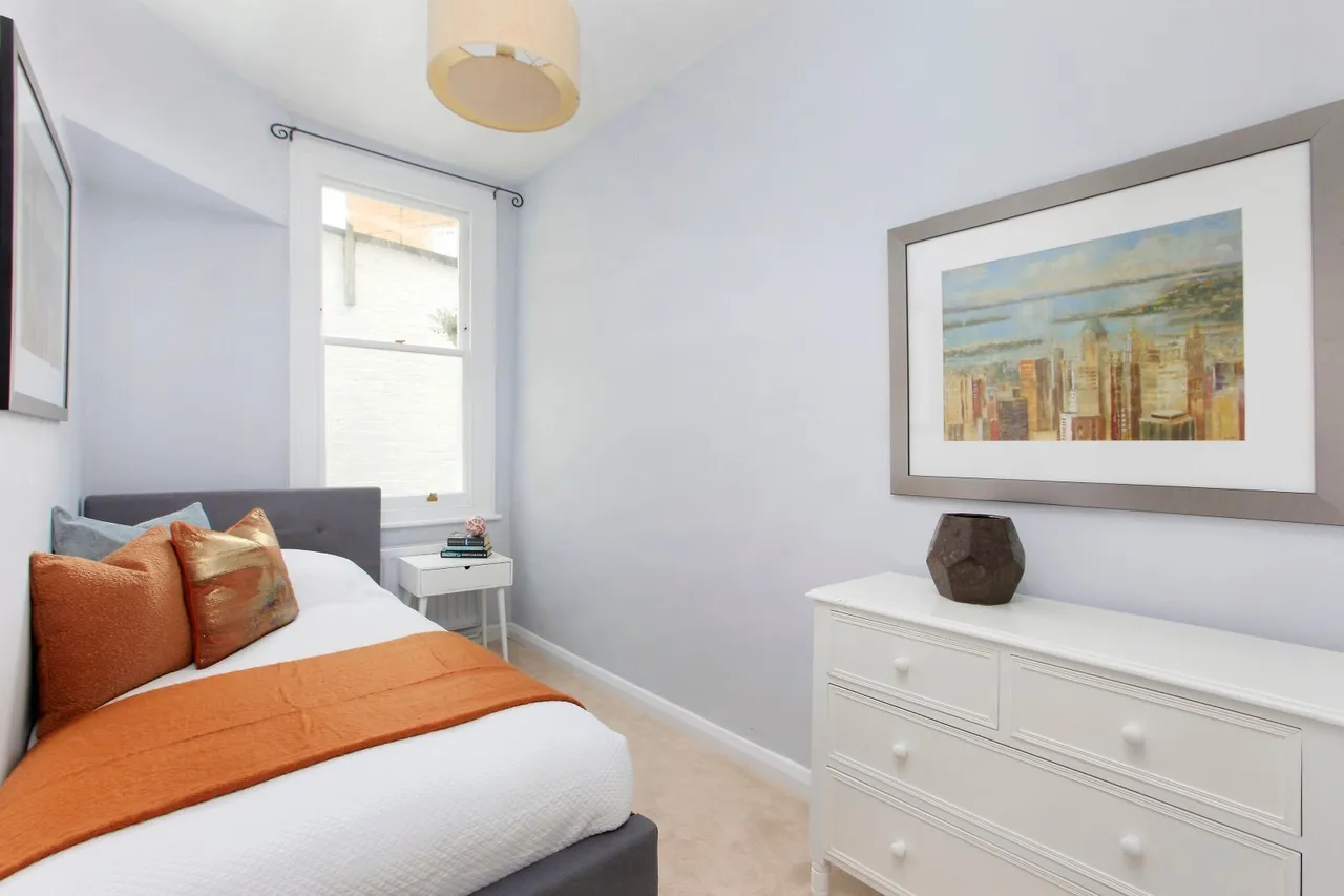 Lynn Road, Clapham South, SW12, photo 6