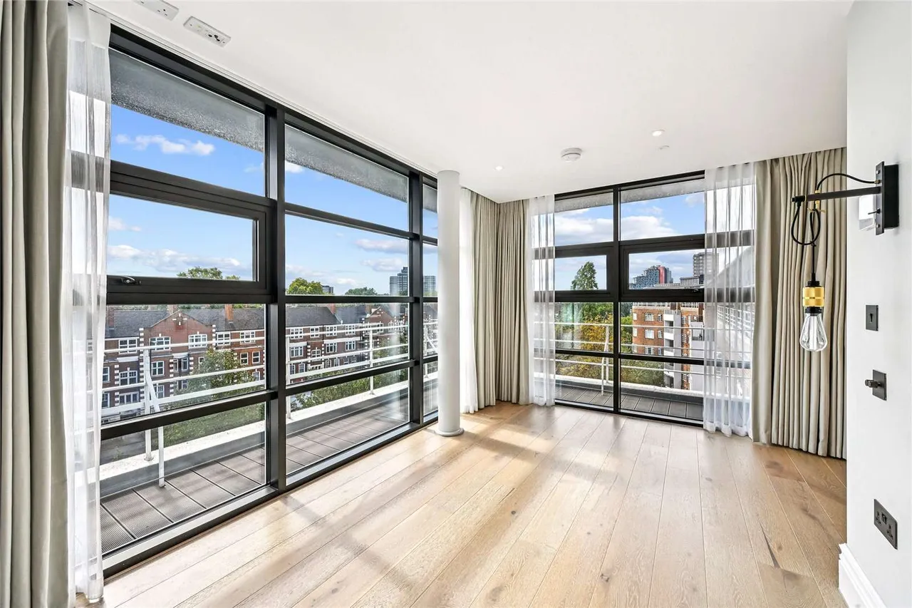 Barons Keep, Gliddon Road, London, W14 9AU, photo 7