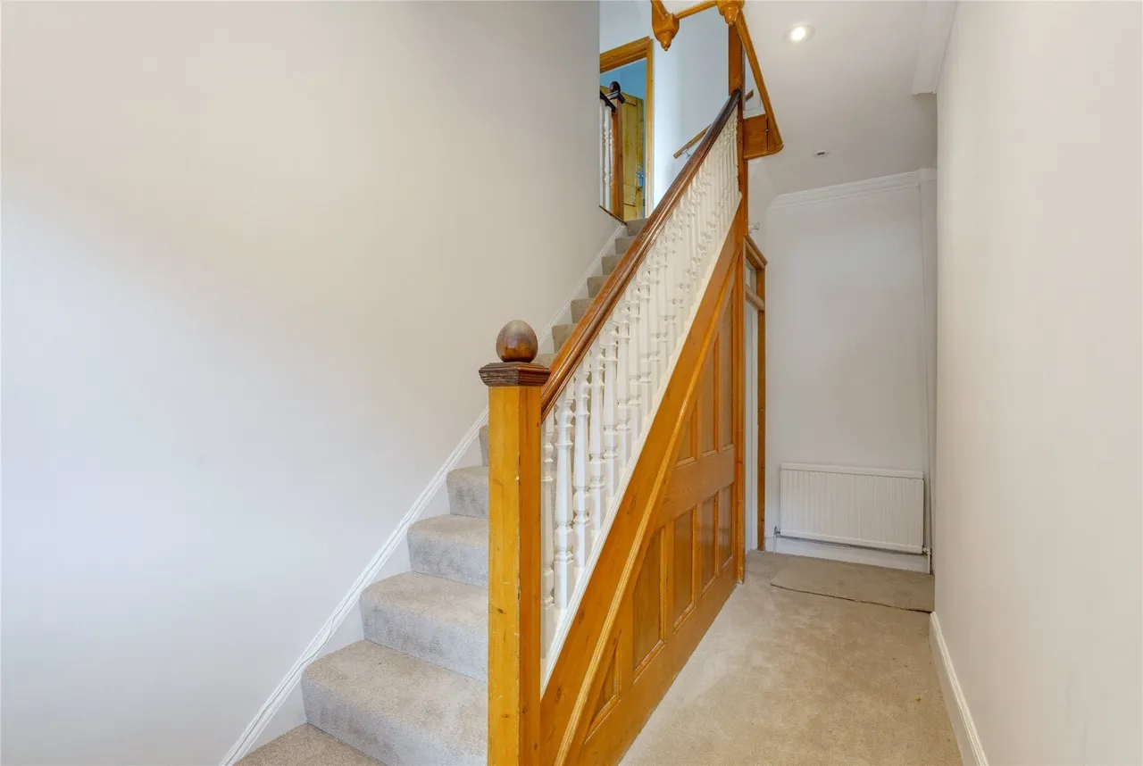 Loxley Road, London, SW18, photo 13