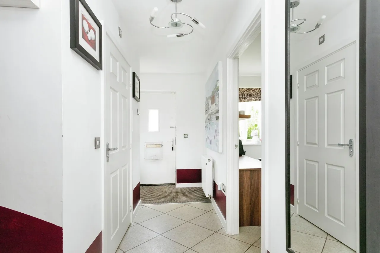St. Helena Avenue, Newton Leys, Bletchley, Milton Keynes, MK3, photo 2