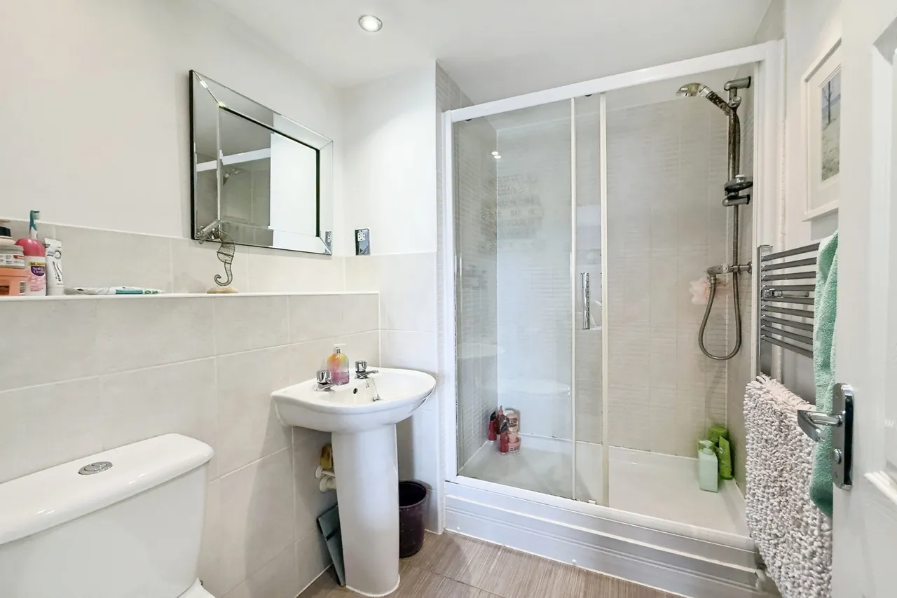 St. Helena Avenue, Newton Leys, Bletchley, Milton Keynes, MK3, photo 9