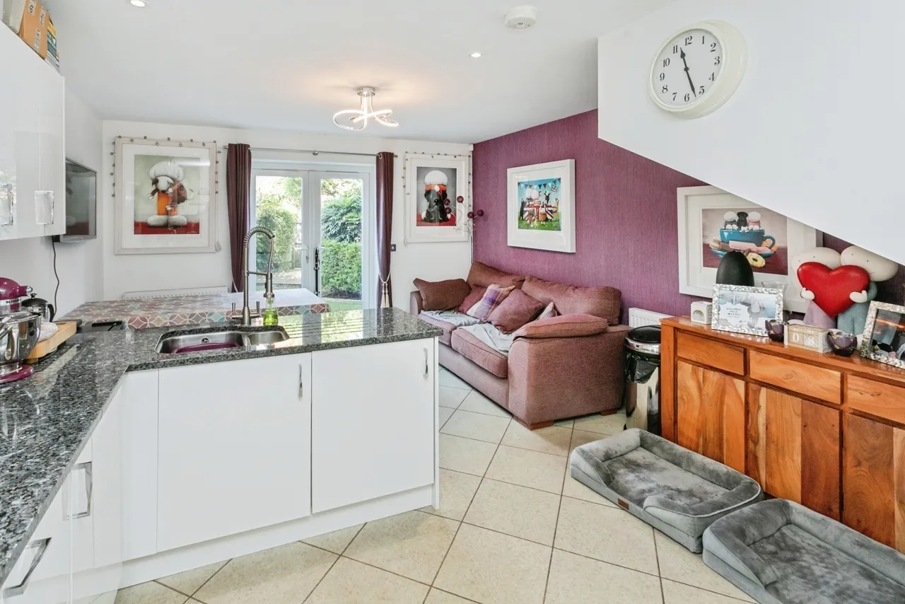 St. Helena Avenue, Newton Leys, Bletchley, Milton Keynes, MK3, photo 4
