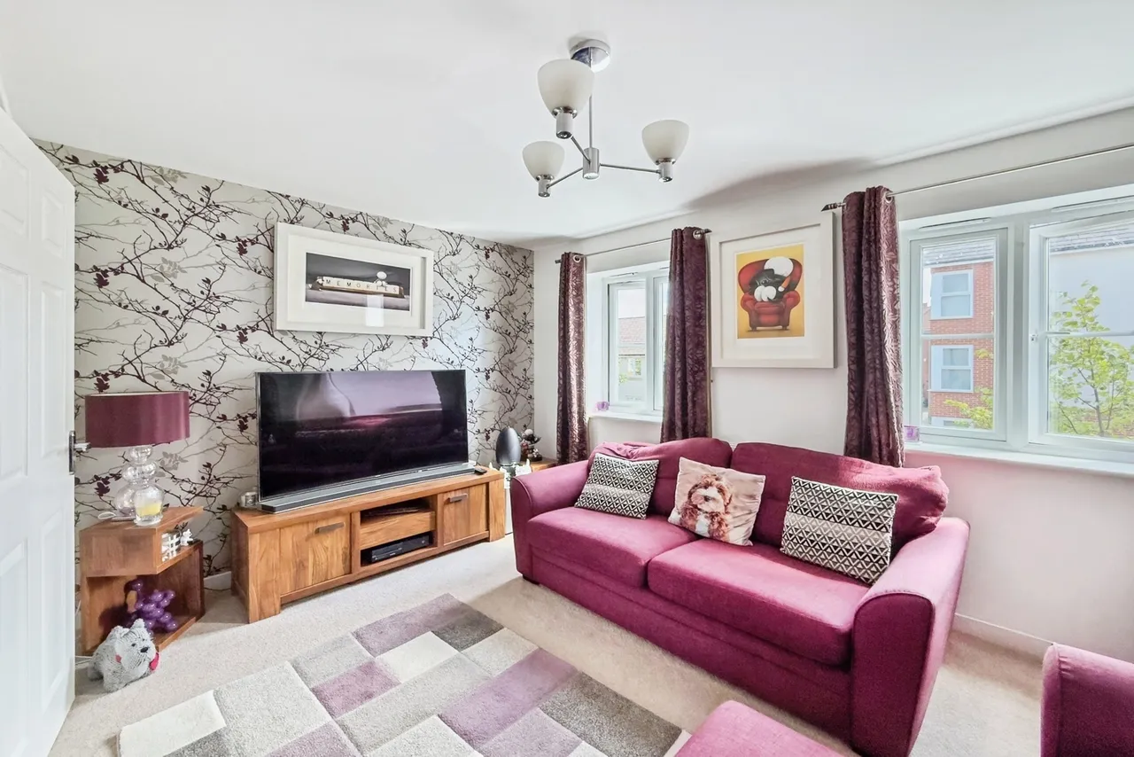 St. Helena Avenue, Newton Leys, Bletchley, Milton Keynes, MK3, photo 7