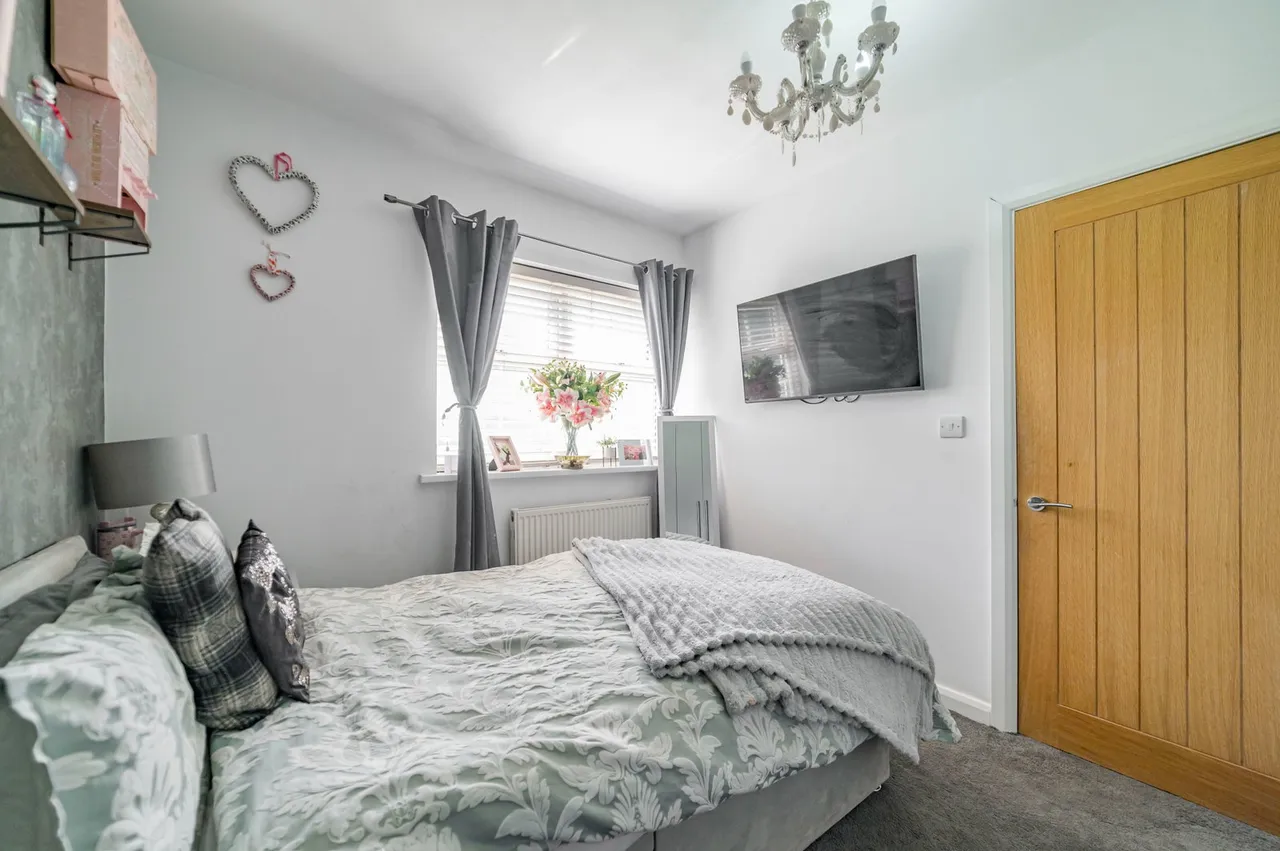 Atholl Drive, Heywood, photo 9