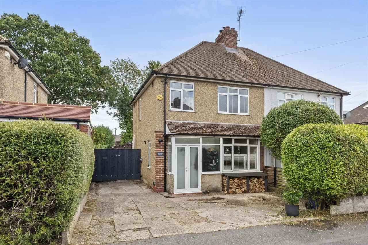 School Close, High Wycombe, HP13, photo 12