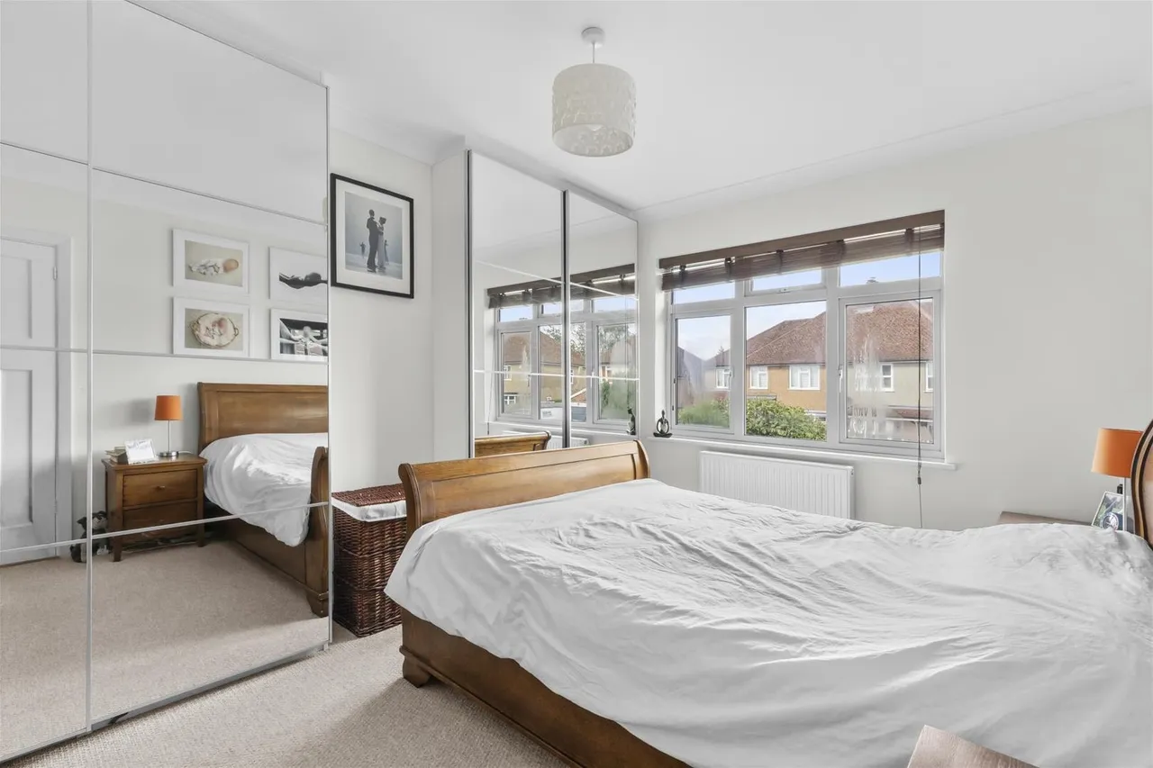 School Close, High Wycombe, HP13, photo 8