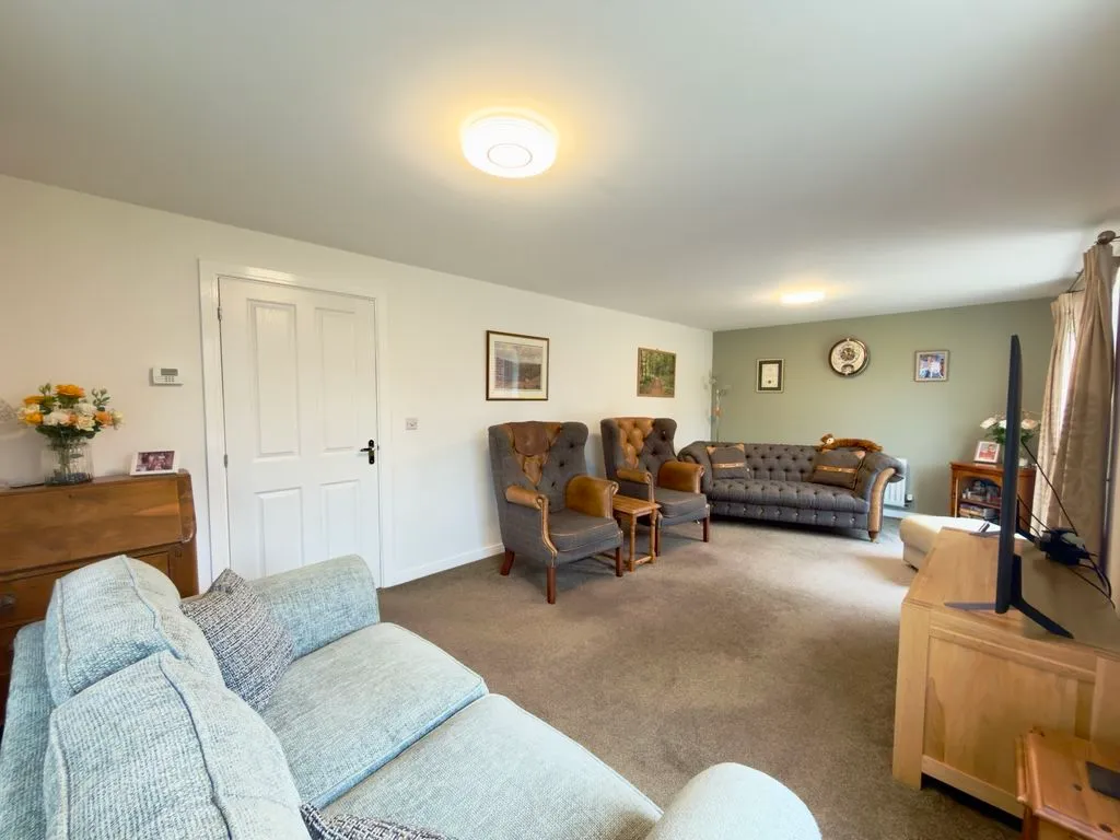 For SaleGrove Farm Drive, Adlington, photo 17