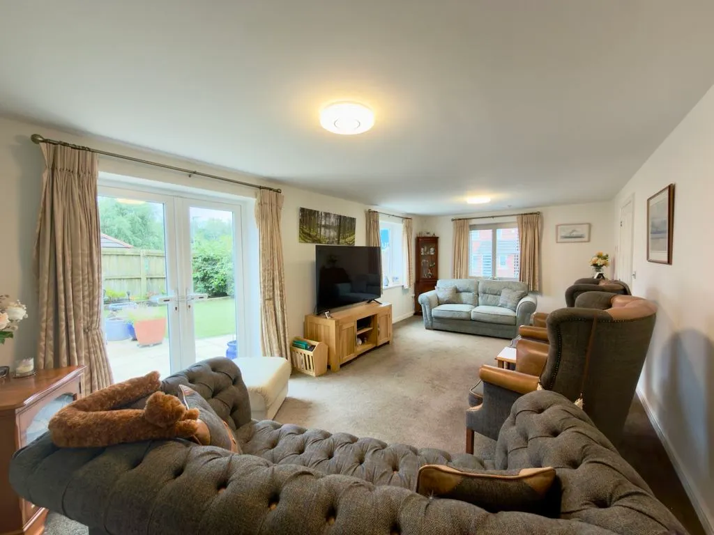For SaleGrove Farm Drive, Adlington, photo 16