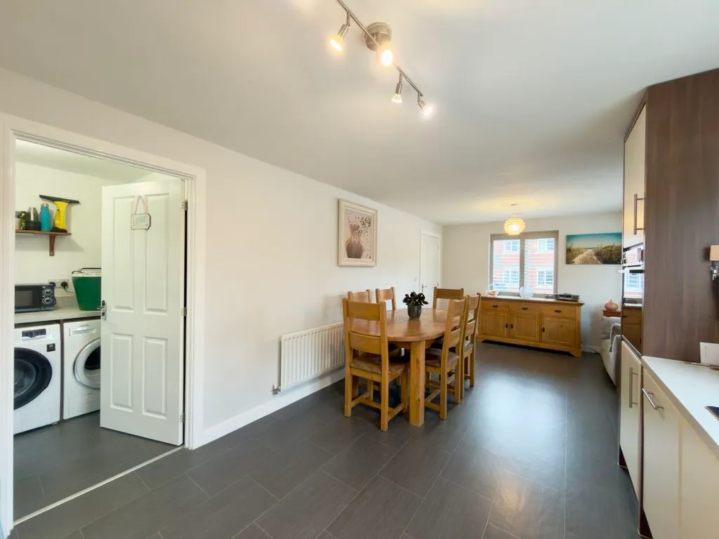 For SaleGrove Farm Drive, Adlington, photo 12